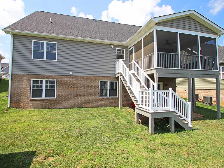 224 Spring Run Ln — Photo 43
