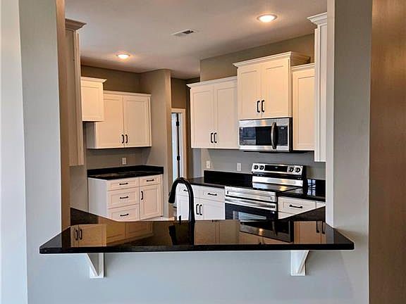 4th image of 97 SE 451st Rd