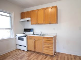 5126 Victoria Ave #5, Niagara Falls, ON L2E4E3