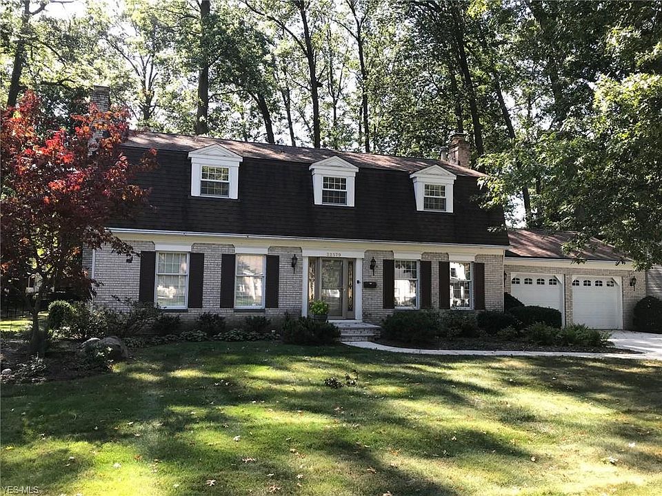1st image of 32579 Carriage Ln