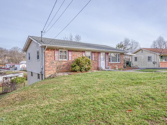 2nd image of 189 Montrose Dr