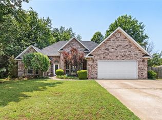 1110 N Quail Ter, Rogers, AR 72756
