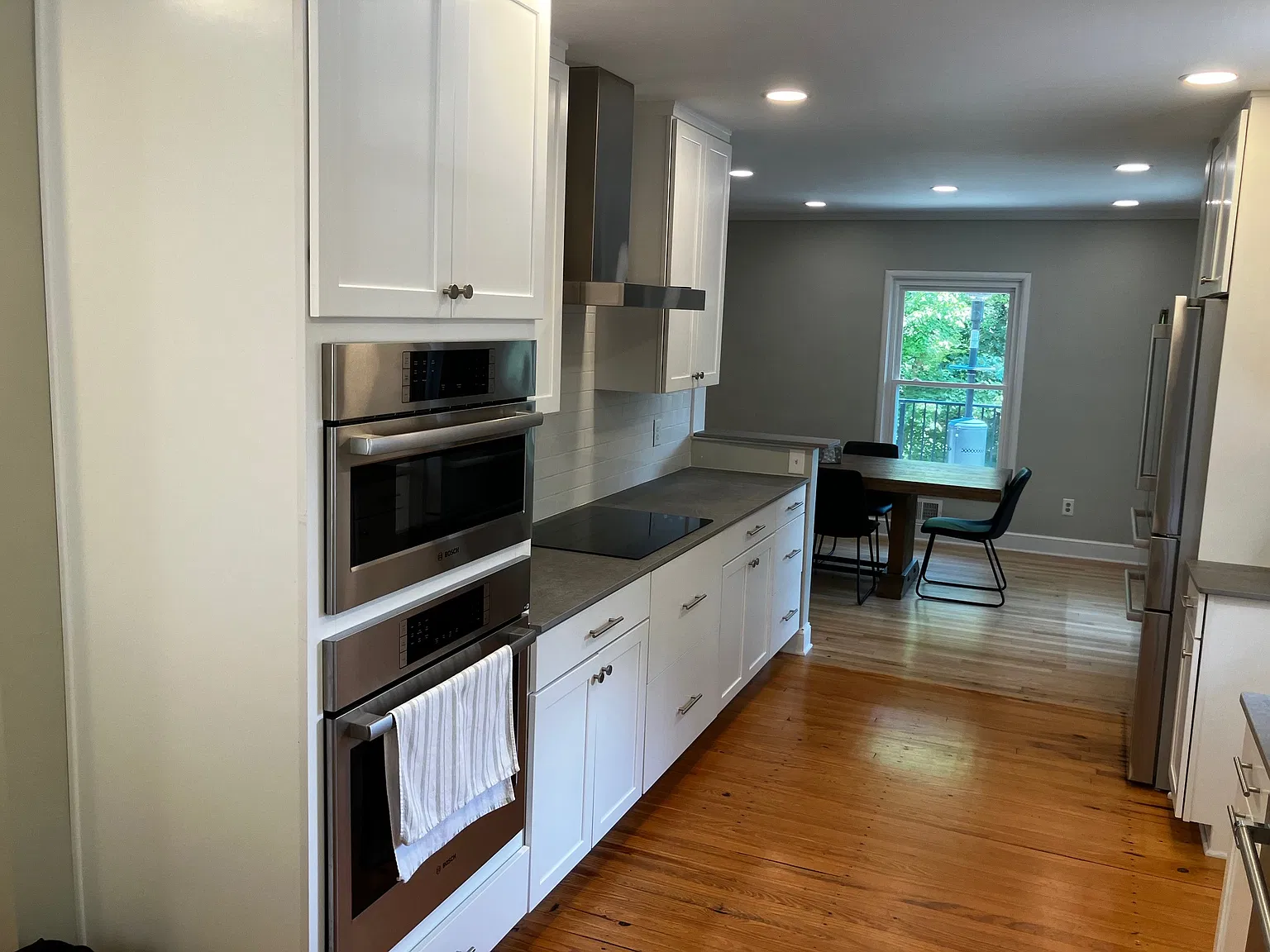 3 bed, 2960 sqft, $3,395 — Photo 1