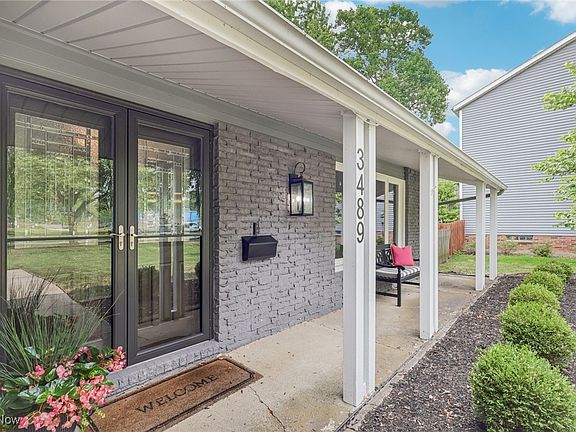 4th image of 3489 Delmar Dr