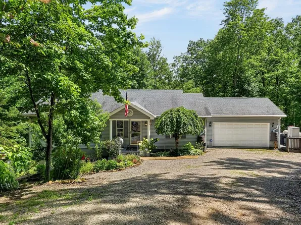 45 Point Pl, Monterey, TN 38574