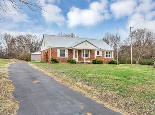 1732 Buck Hollow Rd, Chapmansboro, TN 37035