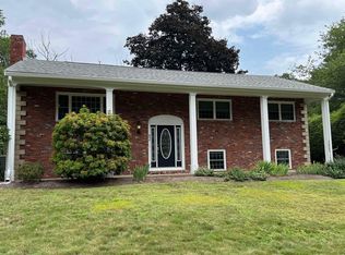 52 Lake St, Salem, NH 03079