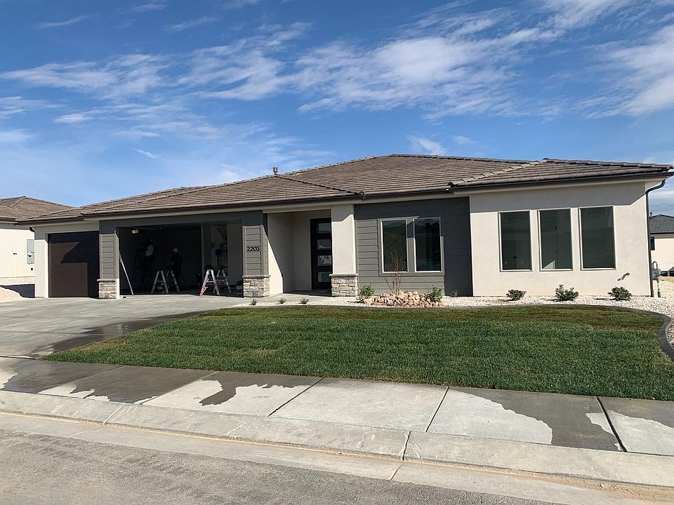 1st image of 2203 E Yant Flat Dr