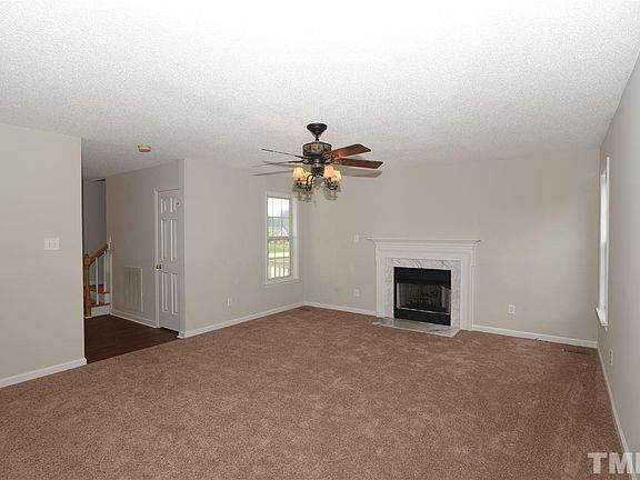 4th image of 212 Alder Ln