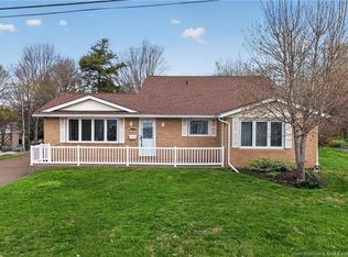 39 Glenwood Dr, Moncton, NB E1A 2M8