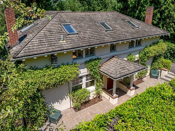 2nd image of 1803 S Riverdale Rd