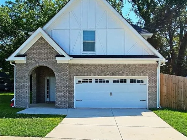 1081 Hardin St SW, Conyers, GA 30012