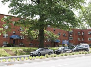 955 E West Hwy #36, Takoma Park, MD 20912