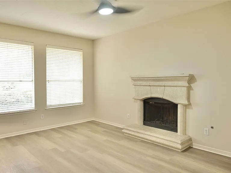 23902 Spring Way Dr — Photo 19