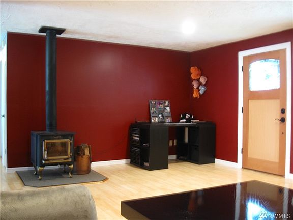 Great Wood stove will heat the entire home!    However, a new Ductless HP Mini-Split (Heat & Cooling) has been recently installe