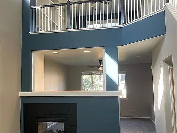 Entry/formal living room