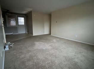 74A Orchard St #4, East Hartford, CT 06108