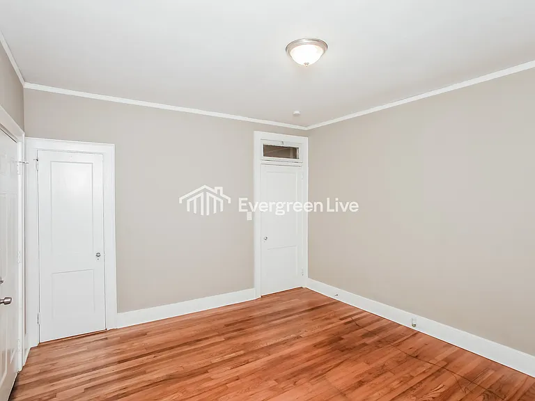 1305 Lorick Ave — Photo 11