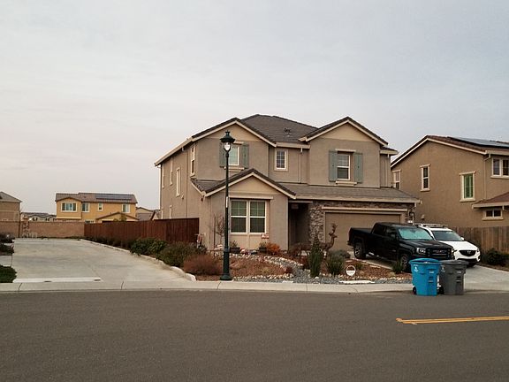 3rd image of 260 Daphne Dr