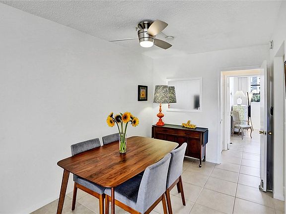 3rd image of 101 N Birch Rd APT 504