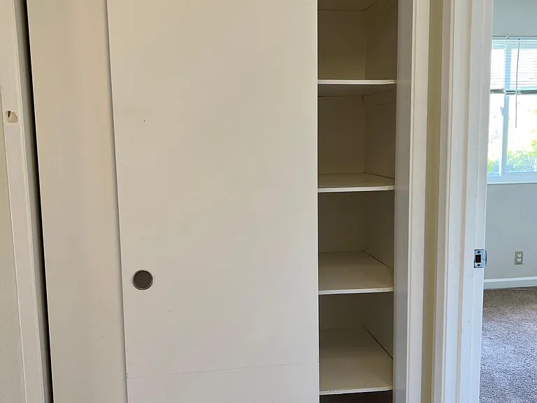677 Iris Ave #27 — Photo 1