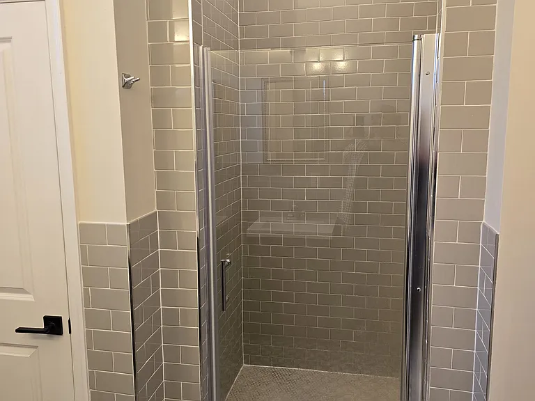2533 Poplar St #32 — Photo 9