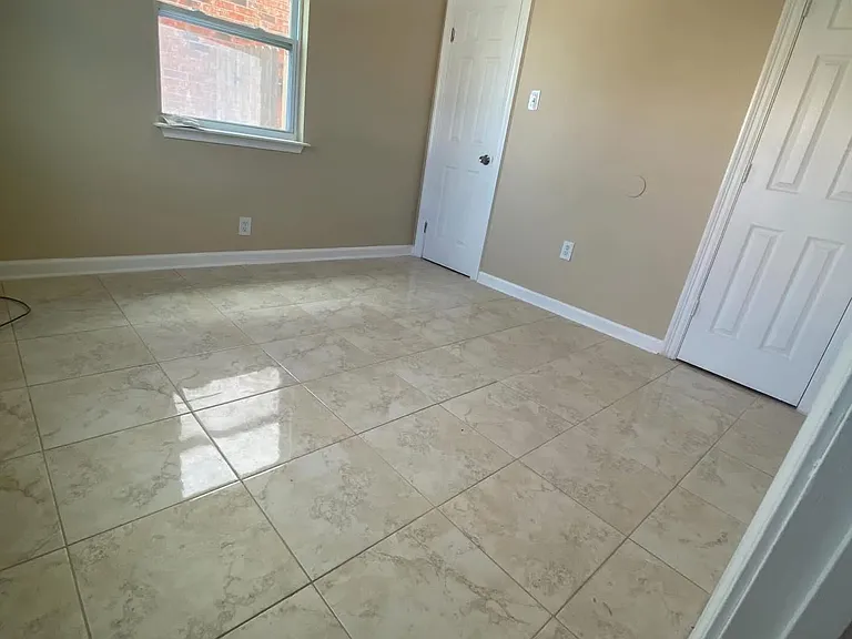 7036 Northgate Dr — Photo 6
