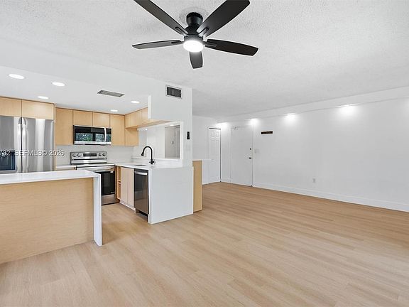 4th image of 110 Salamanca Ave APT 202