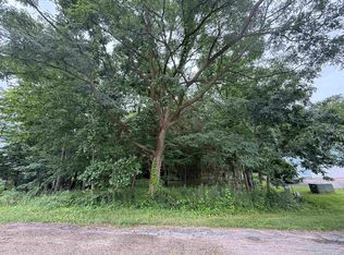 L52 Draper St, Baraboo, WI 53913