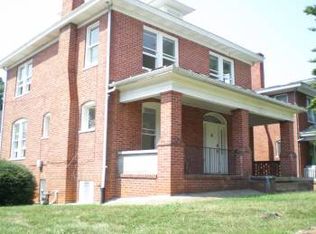 4 University Ct, Charlottesville, VA 22903