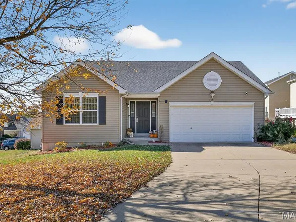 3557 Yellow Jasmine Dr, Bridgeton, MO 63044