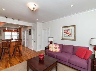 9 High Street Pl APT 1, Brookline, MA 02445