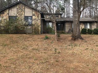 290 N Fayette Dr, Fayetteville, GA 30214