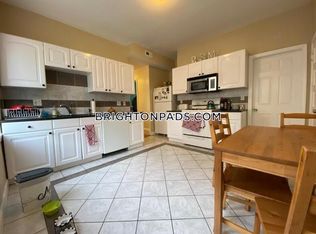 1516 Commonwealth Ave #2L, Brighton, MA 02135