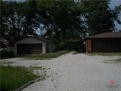 2nd image of 8955 E County Road 100 N
