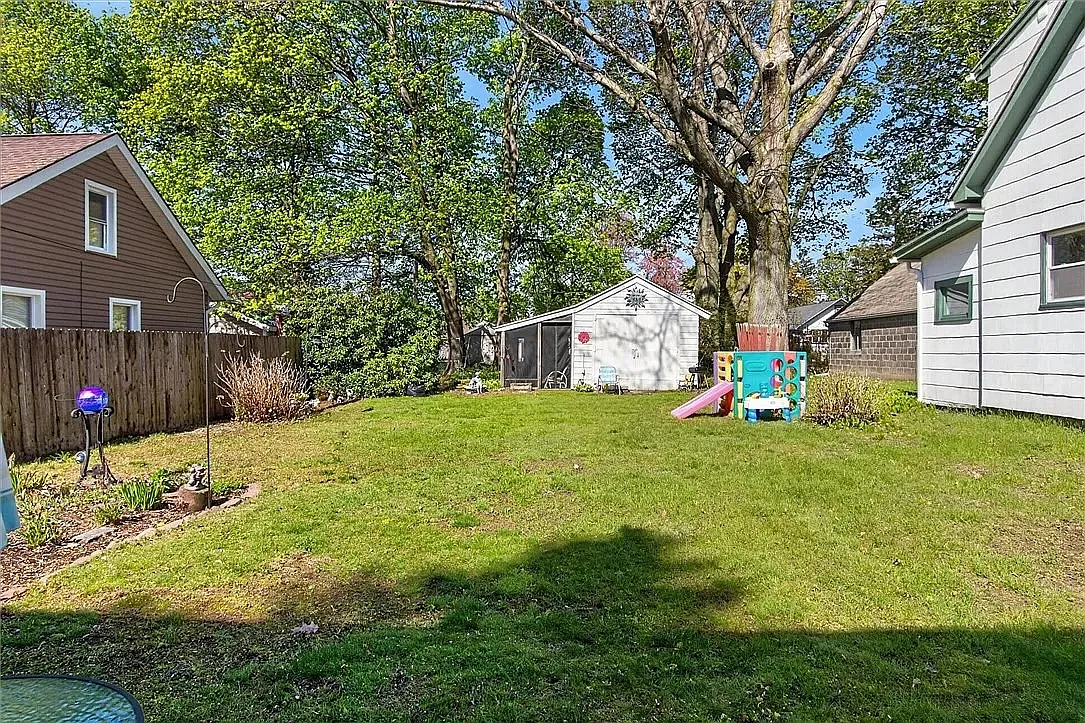 62 Clearview Road - 1 — Photo 3