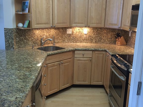 4th image of 2100 S Ocean Dr APT 3J