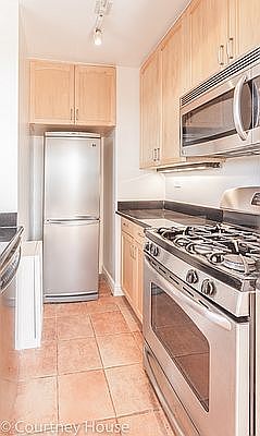5th image of 55 W 14th St APT 21F