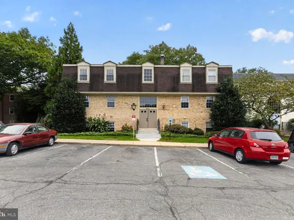 862 College Pkwy APT 202, Rockville, MD 20850