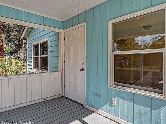 4th image of 2131 THELMA Street