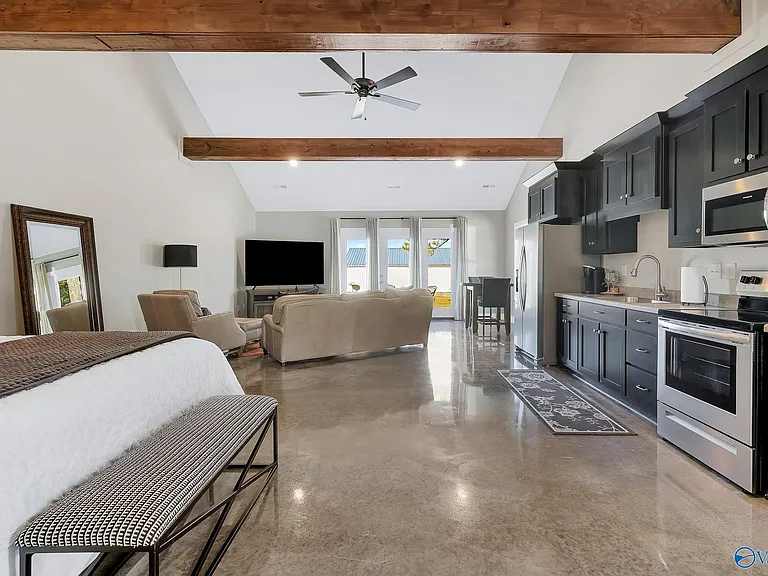 275 Bolling Rd #D — Photo 4