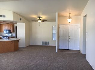 1220 Tomiko Dr, Hemet, CA 92545