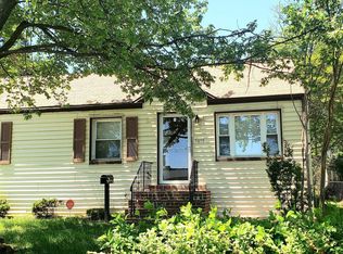 1418 Nye St, Capitol Heights, MD 20743