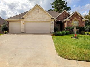 108 Racetrack Ln, Montgomery, TX 77356