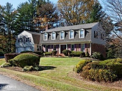 2122 Galloping Way, Vienna, VA, 22181