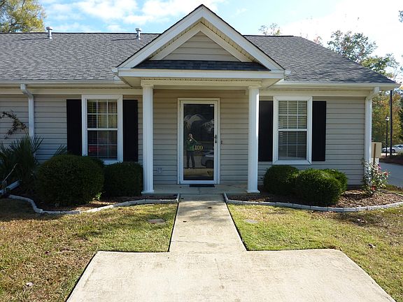 2nd image of 100 Fair Haven Way