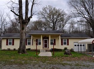 71 W Prospect Rd, Fayetteville, TN 37334