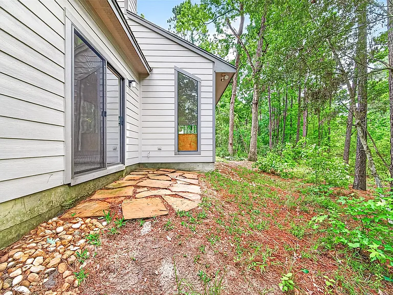 41 Creek Forest Ln — Photo 43