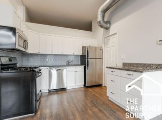 1133 W Madison St STE 2, Chicago, IL 60607