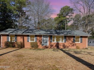 301 Cobb Dr, Elm City, NC 27822
